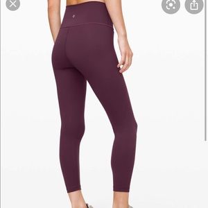 Lululemon Wunder under leggings